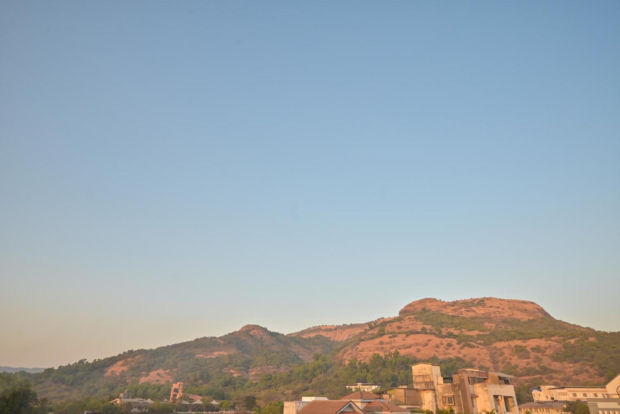 Empyrean Stay Ll 2Bhk Ll Ac Ll Jannat Villa Ll Private Swimming Pool Lonavla Zewnętrze zdjęcie